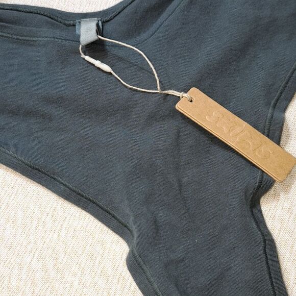 NWT SKIMS THONG - Picture 12 of 16